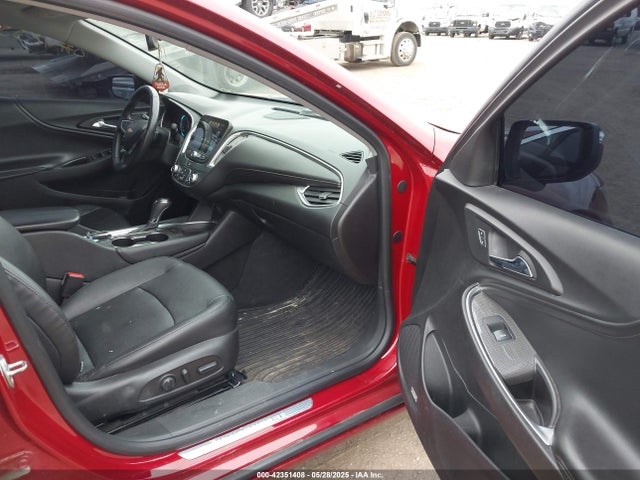 1G1ZE5STXGF318902 Chevrolet MALIBU 1LT