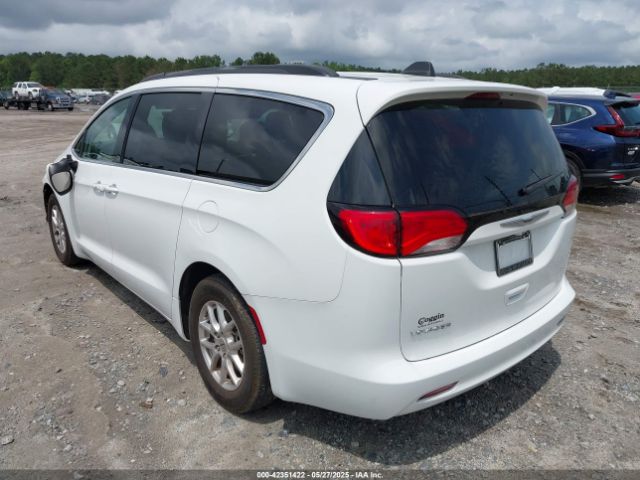2021 CHRYSLER VOYAGER 2C4RC1DG2MR504489 Photo 2