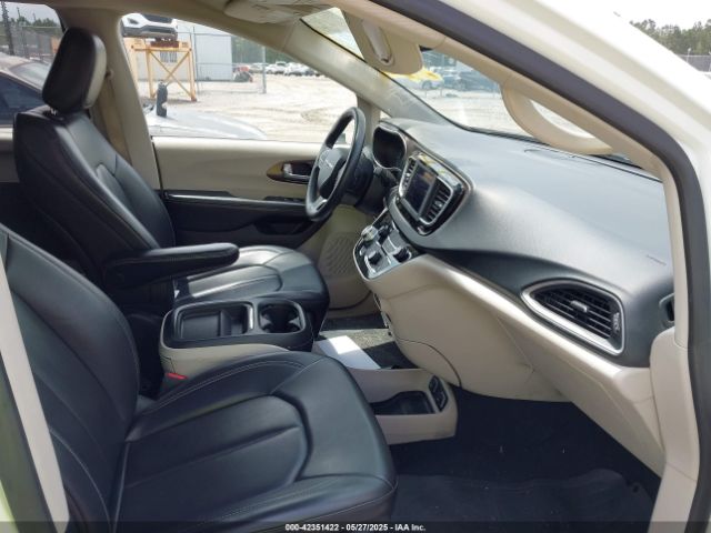 2021 CHRYSLER VOYAGER 2C4RC1DG2MR504489 Photo 4