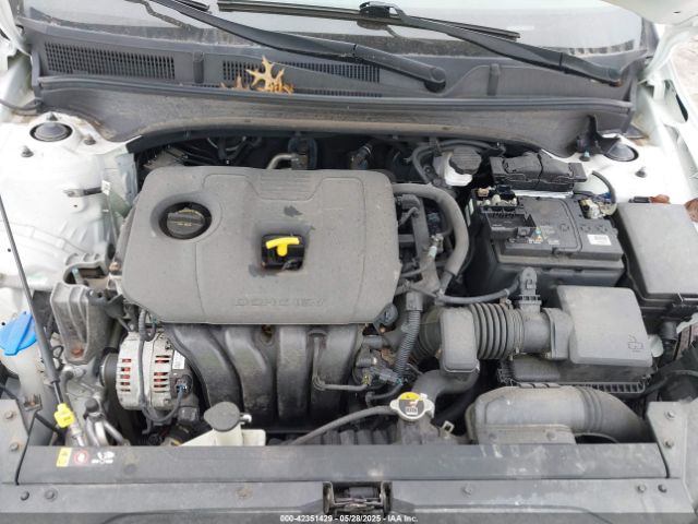 3KPF24AD0KE008235 KIA Forte Lxs