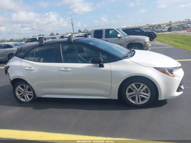 Toyota COROLLA SE 2022 JTNB4MBE1N3188784 Image 13