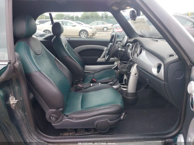 2005 MINI COOPER WMWRF33495TG11818 Photo 4