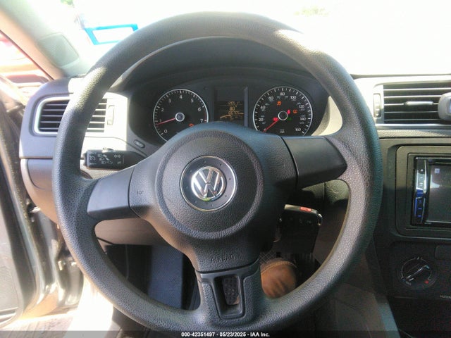 3VWD17AJ1EM412833 Volkswagen Jetta 1.8t Se