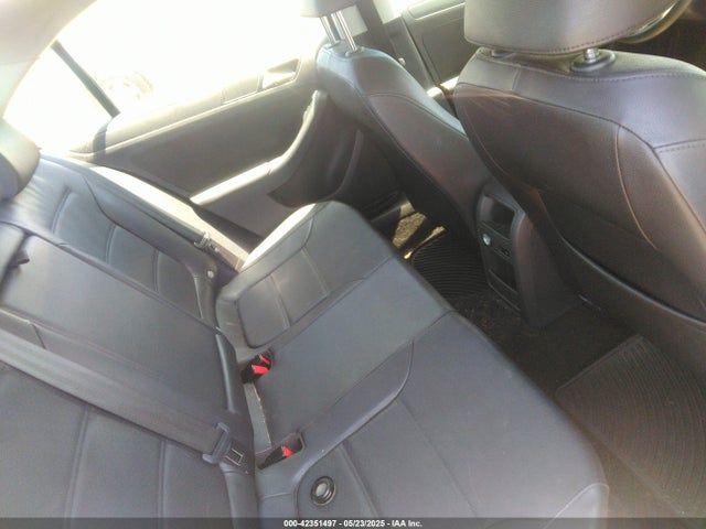 3VWD17AJ1EM412833 Volkswagen Jetta 1.8t Se