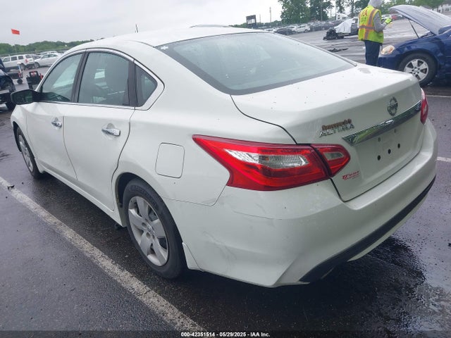 1N4AL3AP1HN364800 Nissan Altima 2.5 S