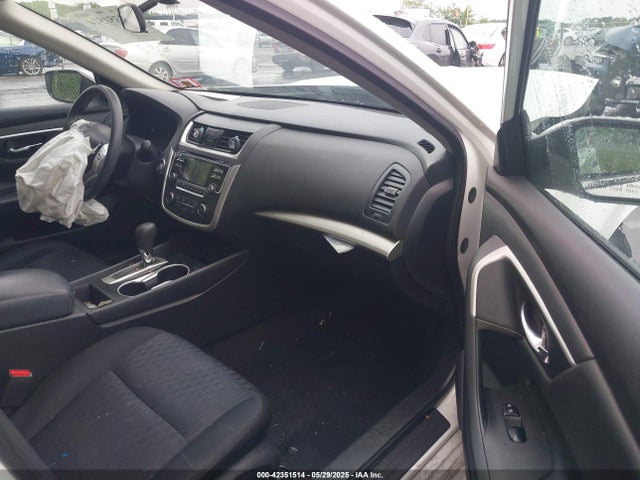 1N4AL3AP1HN364800 Nissan Altima 2.5 S