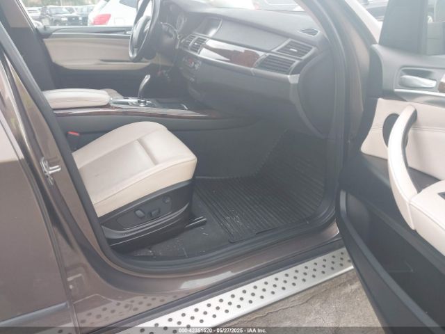 2011 BMW X5 5UXZV4C53BL738771 Photo 4