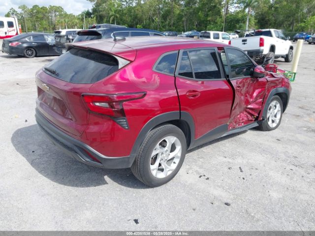 2024 CHEVROLET TRAX KL77LFE27RC082451 Photo 3