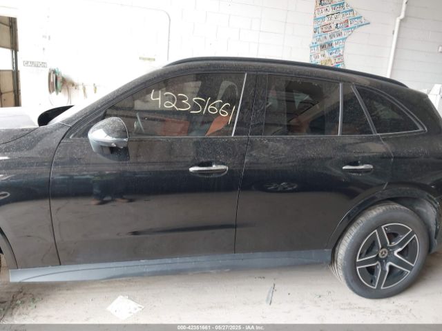W1NKM4HB9PF029037 Mercedes-Benz m254