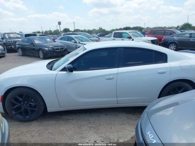 2C3CDXBG2PH603997 Dodge Charger Sxt