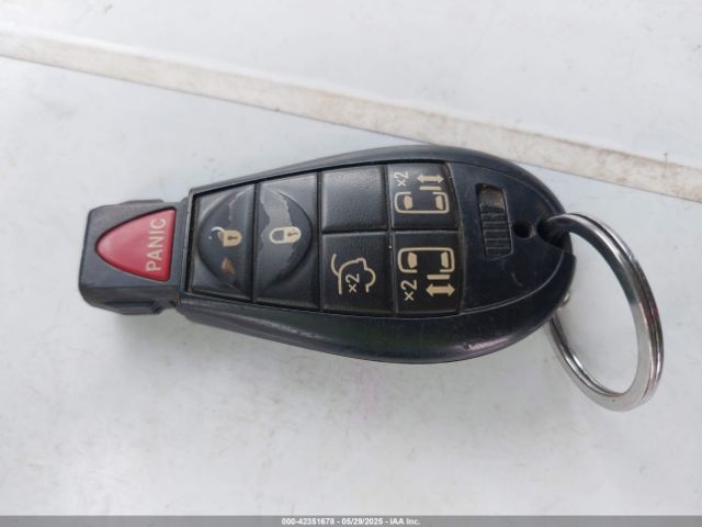 2014 CHRYSLER TOWN & COUNTRY 2C4RC1BG0ER255596 Photo 10