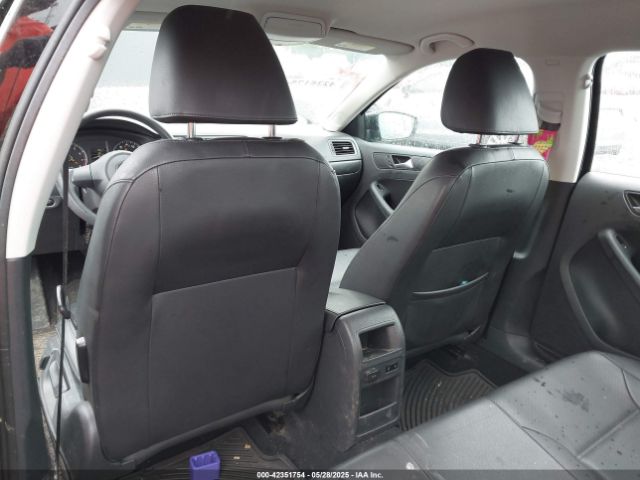 3VWD17AJ4EM241902 Volkswagen Jetta 1.8t Se