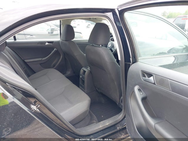3VW2K7AJ1EM394175 Volkswagen Jetta