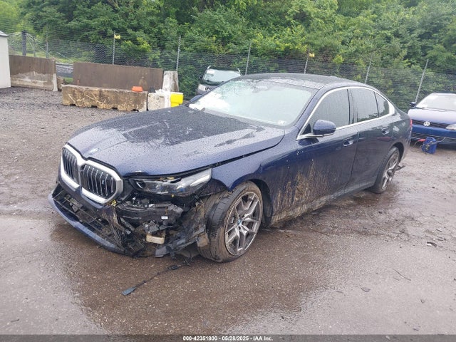 WBY33FK00RCP59374 BMW i5