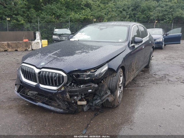 WBY33FK00RCP59374 BMW i5