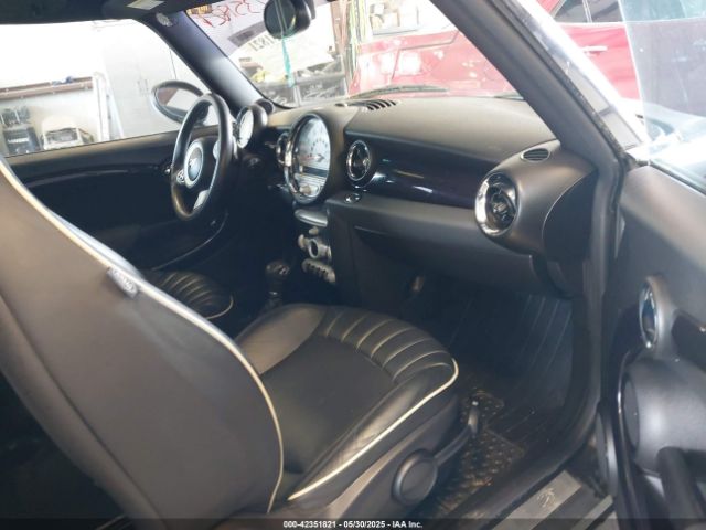 2008 MINI COOPER S CLUBMAN WMWMM33518TP87563 Photo 4