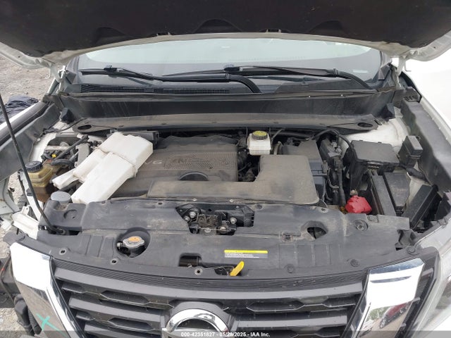 Nissan 2019 2019 5N1DR2MM5KC617570 Image 10