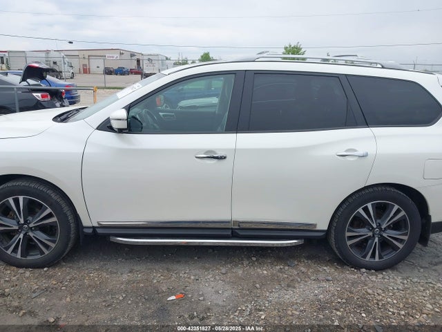 Nissan 2019 2019 5N1DR2MM5KC617570 Image 14