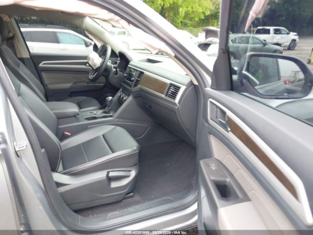 2022 VOLKSWAGEN ATLAS 1V2DP2CA2NC531329 Photo 4