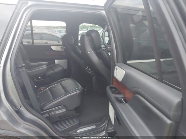 2021 LINCOLN NAVIGATOR 5LMJJ2KT7MEL07459 Photo 7