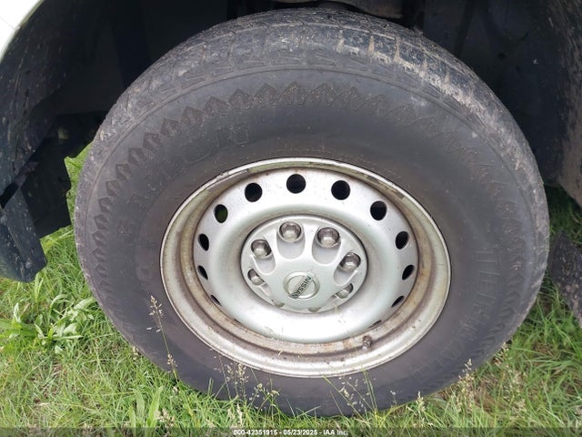 1N6AF0LY8JN809512 Nissan Nv Cargo Nv3500 Hd S V8