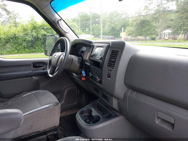 1N6AF0LY8JN809512 Nissan Nv Cargo Nv3500 Hd S V8