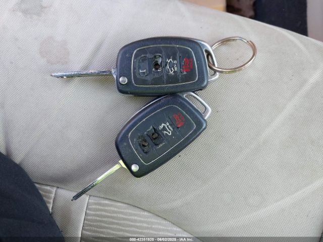 5NPE24AF5FH210776 Hyundai SONATA SE
