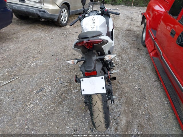 ML5EXGG15SDA37417 Kawasaki EX500