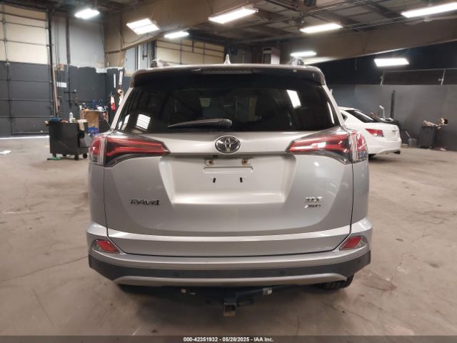 2T3RFREV3HW643464 Toyota Rav4 Xle