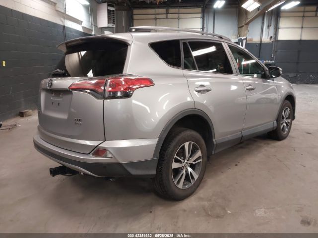 2T3RFREV3HW643464 Toyota Rav4 Xle