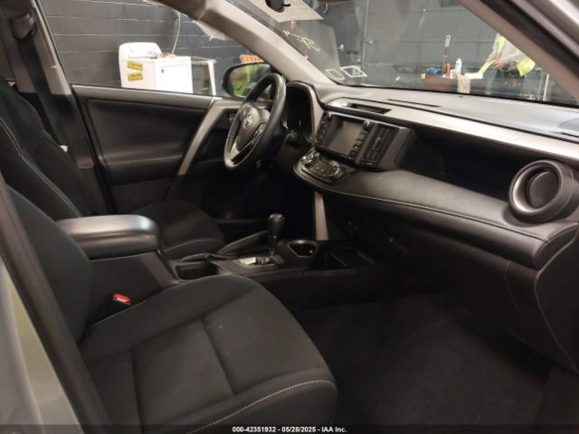 2T3RFREV3HW643464 Toyota Rav4 Xle