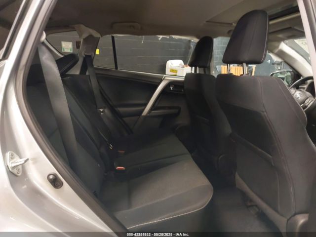 2T3RFREV3HW643464 Toyota Rav4 Xle
