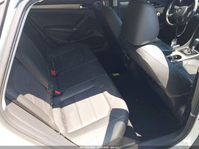 2022 VOLKSWAGEN PASSAT 1VWSA7A36NC001874 Photo 7