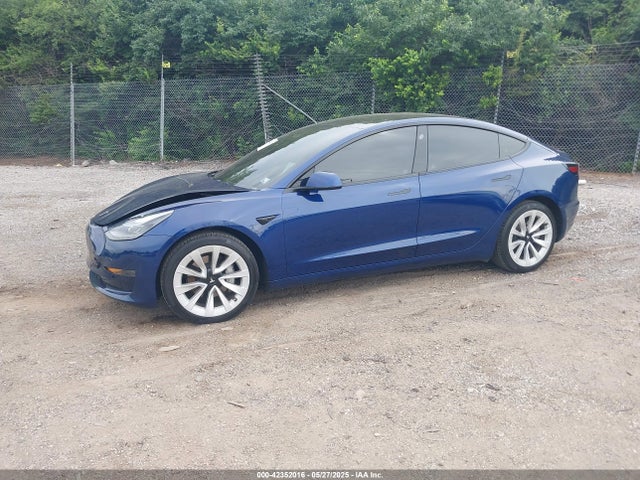 5YJ3E1EA9NF199483 Tesla 2022