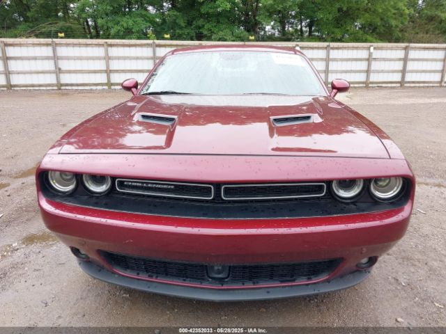 2C3CDZAG4JH258685 Dodge Challenger Sxt Plus