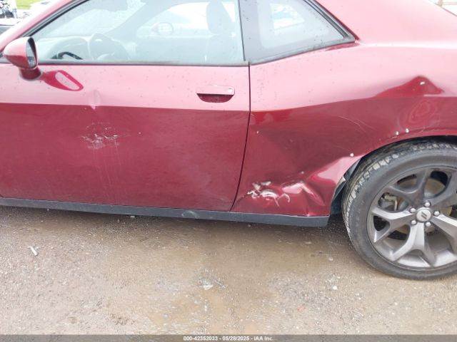 2C3CDZAG4JH258685 Dodge Challenger Sxt Plus