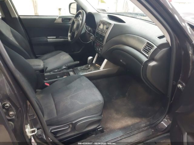 2013 SUBARU FORESTER JF2SHABC1DH418770 Photo 4