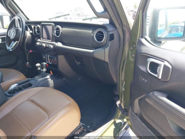 1C4HJXEN3NW242458 Jeep Wrangler Unlimited Sahara 4x4