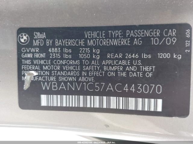 2010 BMW 528I WBANV1C57AC443070 Photo 8
