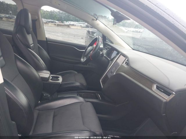2016 TESLA MODEL X 5YJXCDE28GF026378 Photo 4