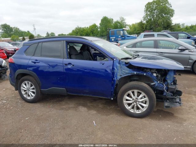 7MUCAABG1NV042004 Toyota Corolla Cross Le