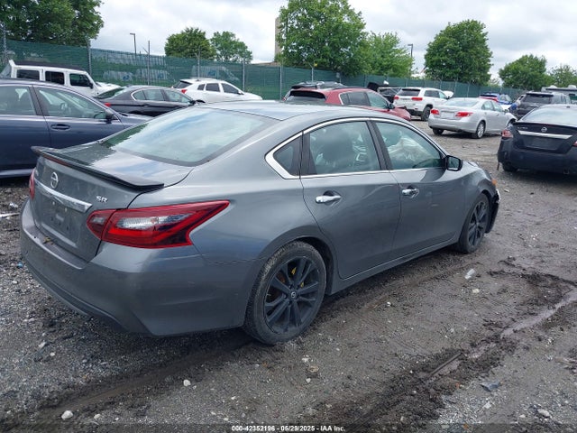1N4AL3AP4HC234943 Nissan 2017