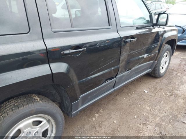 1C4NJPBA2HD149046 Jeep Patriot Sport Fwd