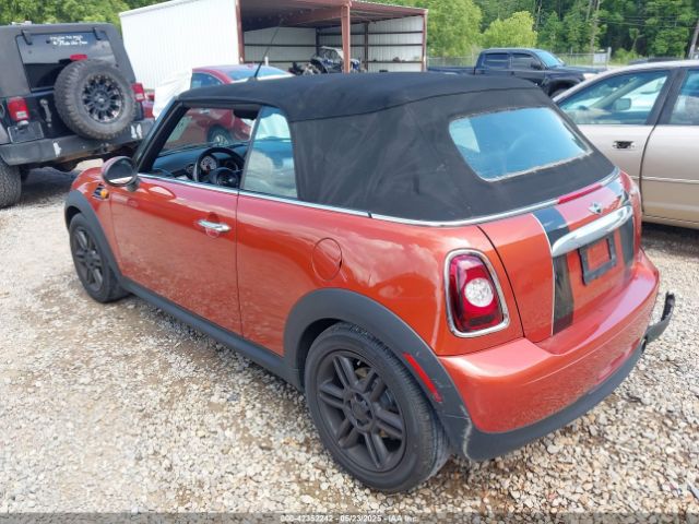 2011 MINI COOPER WMWZN3C57BTZ89303 Photo 2