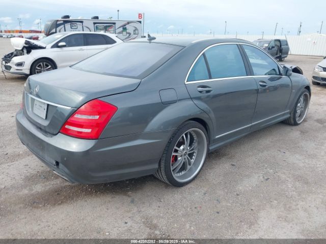 2012 MERCEDES-BENZ S 550 WDDNG7DB4CA459218 Photo 3