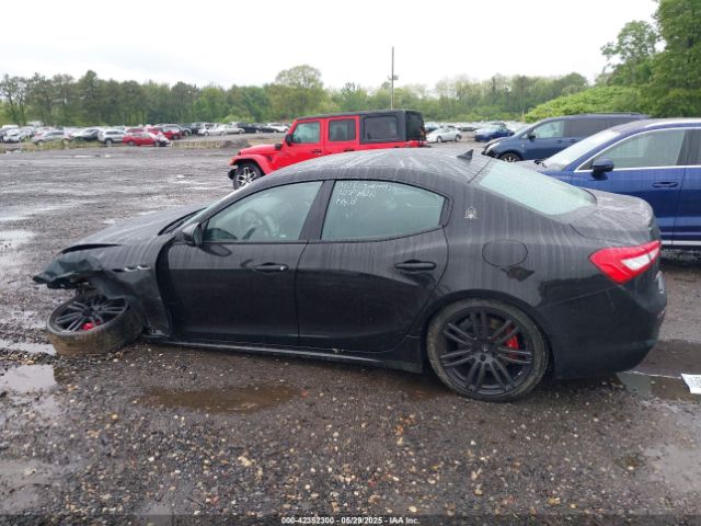 ZAM57YTA5J1304811 Maserati Ghibli S Q4