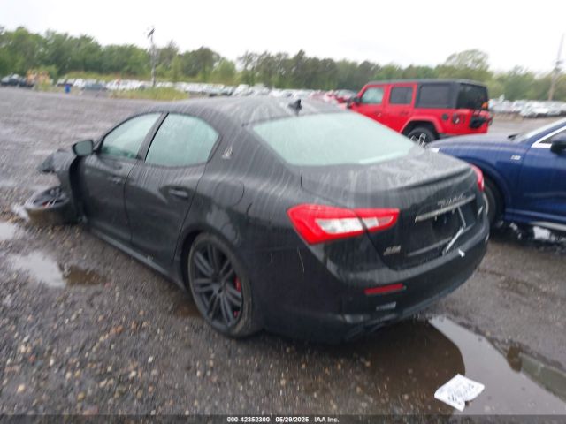 2018 MASERATI GHIBLI ZAM57YTA5J1304811 Photo 2