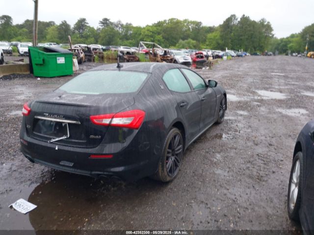 2018 MASERATI GHIBLI ZAM57YTA5J1304811 Photo 3