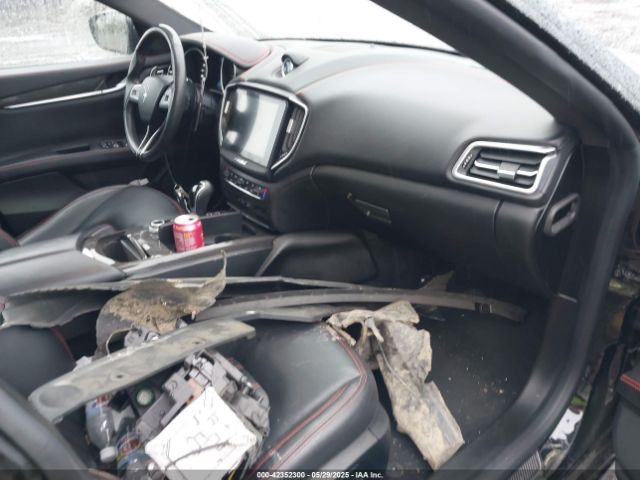 2018 MASERATI GHIBLI ZAM57YTA5J1304811 Photo 4