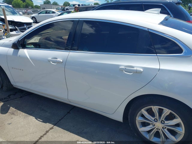 1G1ZD5ST0KF104979 Chevrolet MALIBU LT